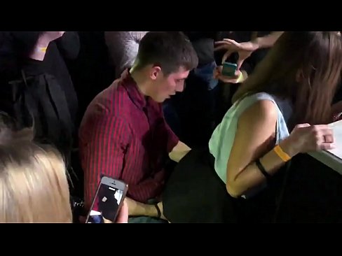 ❤️ Tinuod nga sekso sa usa ka nightclub sa Russia. Ang 18-anyos nga Ruso nga babaye sa anus ug puwerta nakighilawas sa usa ka nightclub ❤️ Sex sa amon ceb.high-pass.ru ﹏